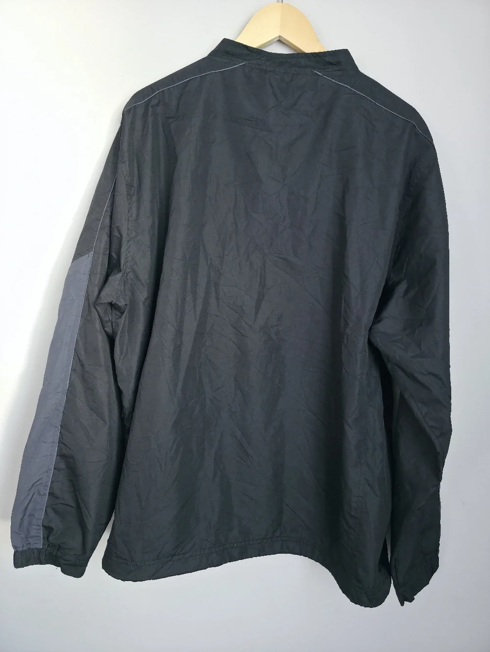 Sport-Tek Windbreaker Jacket XL Black Pullover Team Logo Lightweight Zip